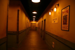 TOT1階通路.jpg